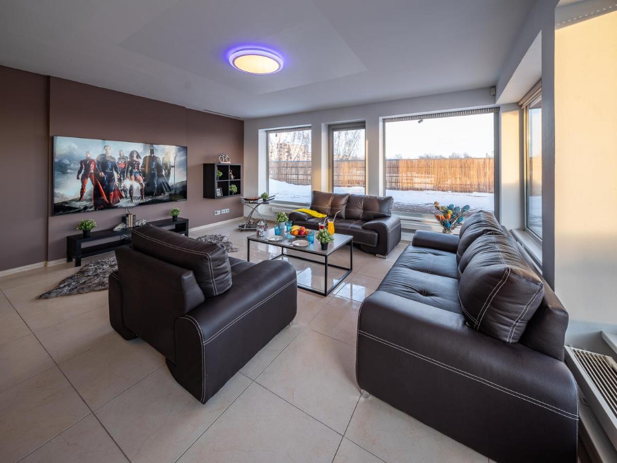 Skyhouse Riga Lux Penthouse & Spa Esterno foto