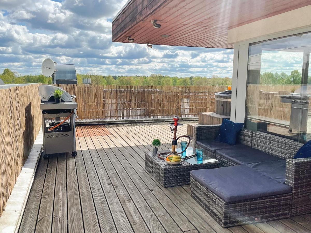 Skyhouse Riga Lux Penthouse & Spa Esterno foto